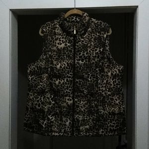Leopard print Charter Club Vest in size 2x.